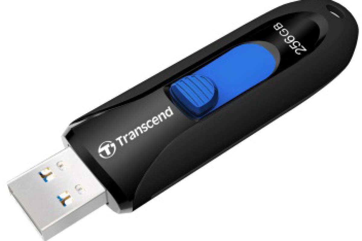 Новинка от Transcend: USB флэш-драйв JetFlash 790К с емкостью 256GB